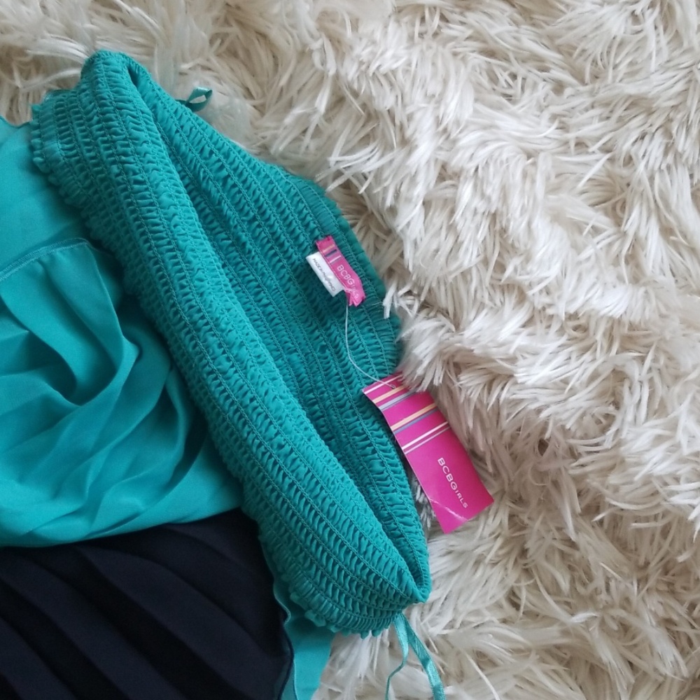 BCBG - Picture 3 of 3